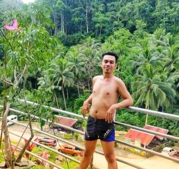 Elpie Mantong, 33 years old, Surigao, Philippines