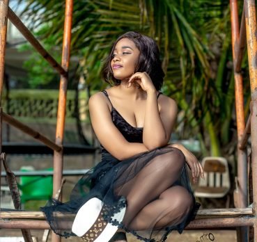 Happy, 30 years old, Lome, Togo
