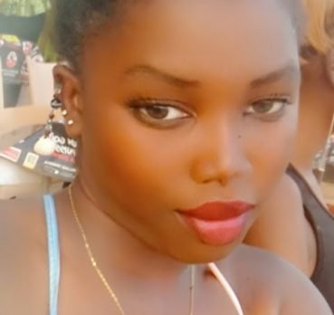 Biara, 21 years old, Ouagadougou, Burkina Faso