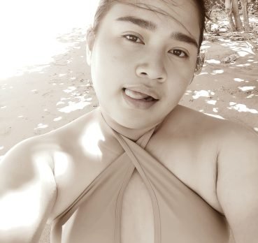 Kristine Emoten, 25 years old, Ipil, Philippines
