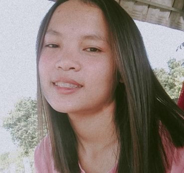 Sophy, 23 years old, Kampong Chhnang, Cambodia