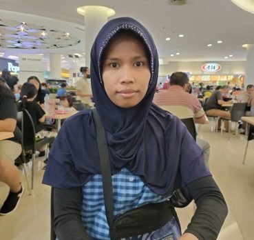 Yunita Dewi, 32 years old, Sidoarjo, Indonesia