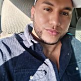 LR, 32 years old, Enchanted Hills, USA